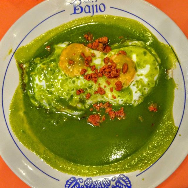 Delicious Mexican breakfast dish:
Huevos El Bajio 
#breakfast #delicious #vivamexico #greeneggsandham