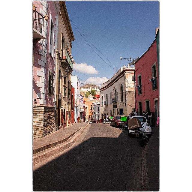 Guanajuato City, 
#guanajuato #mexico #urban #streetphoto #cobblestone #spiro #spiro_photographer #shadow #converginglines #spirophotographer