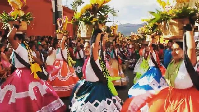 Emmersed in beauty and joyful celebration of life. 
I have had little interest in video before but there are some things photography alone cannot express. 
Photos to follow.

#iloveoaxaca #oaxaca #mexico #oaxacamexico #culture #culturalfestival #spirit #soul #euphoria #celebration #dance #dancers #beauty #choreography #music #festival #guelaguetza #guelaguetza2016 #discover #spiro #spiro_photographer #spirophotographer