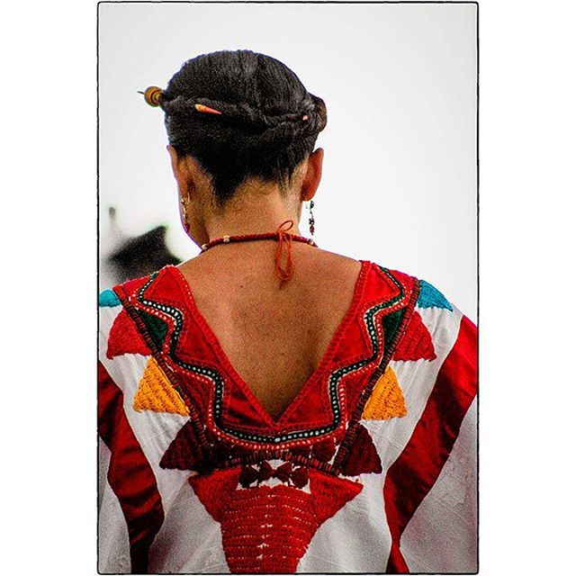 Guelaguetza festival. 
Preparations and dressing behind the scenes, before Showtime.

#iloveoaxaca #oaxaca #mexico #oaxacamexico #culture #culturalfestival #spirit #soul #beauty #colour #backstage #celebration #bts #dressing #festival #guelaguetza #guelaguetza2016 #discover #spiro #spiro_photographer #spirophotographer